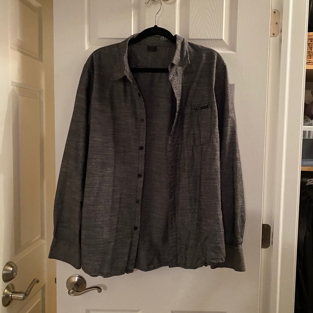 Oakley Men’s Button Shirt